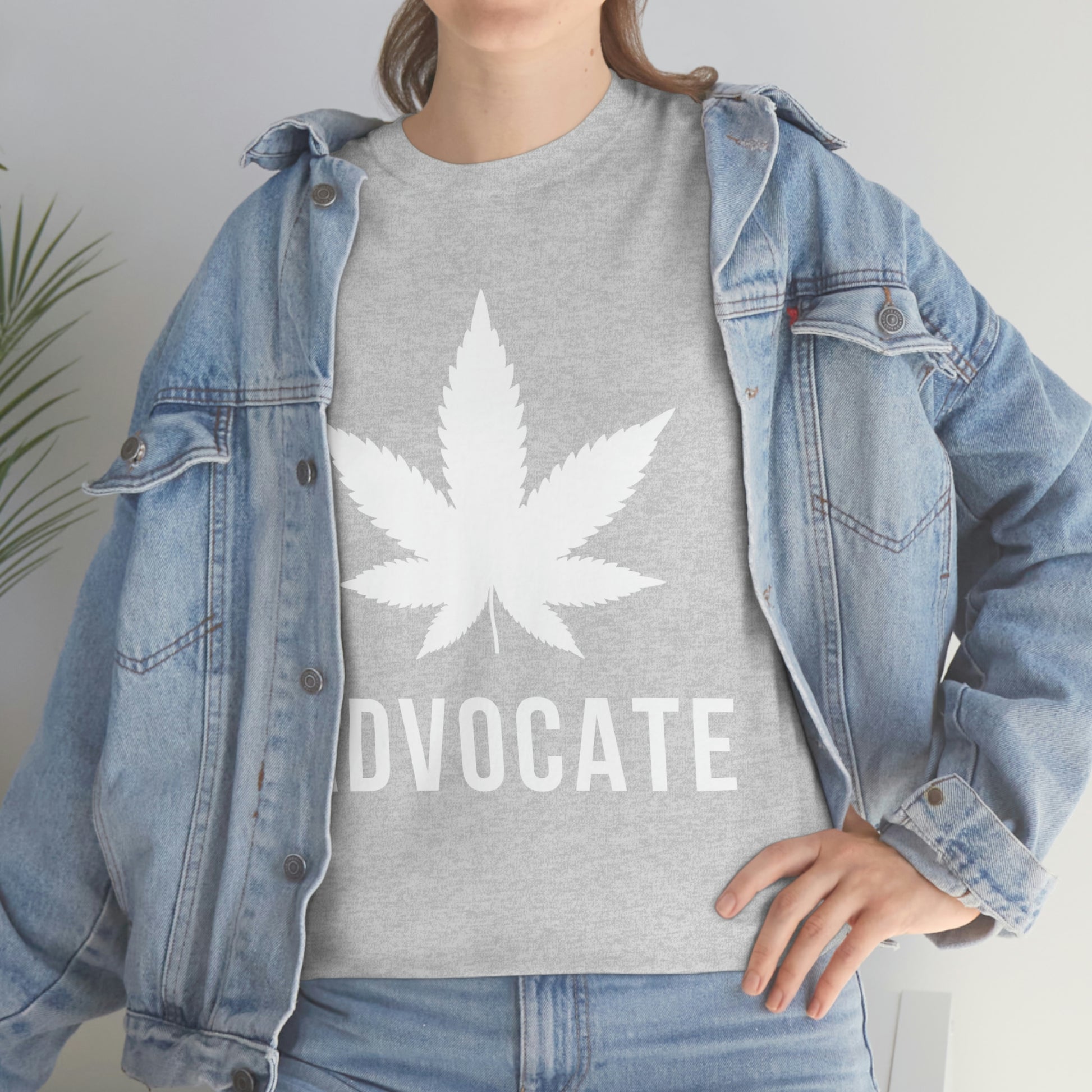 Cannabis Advocate Pot Leaf | T-Shirt