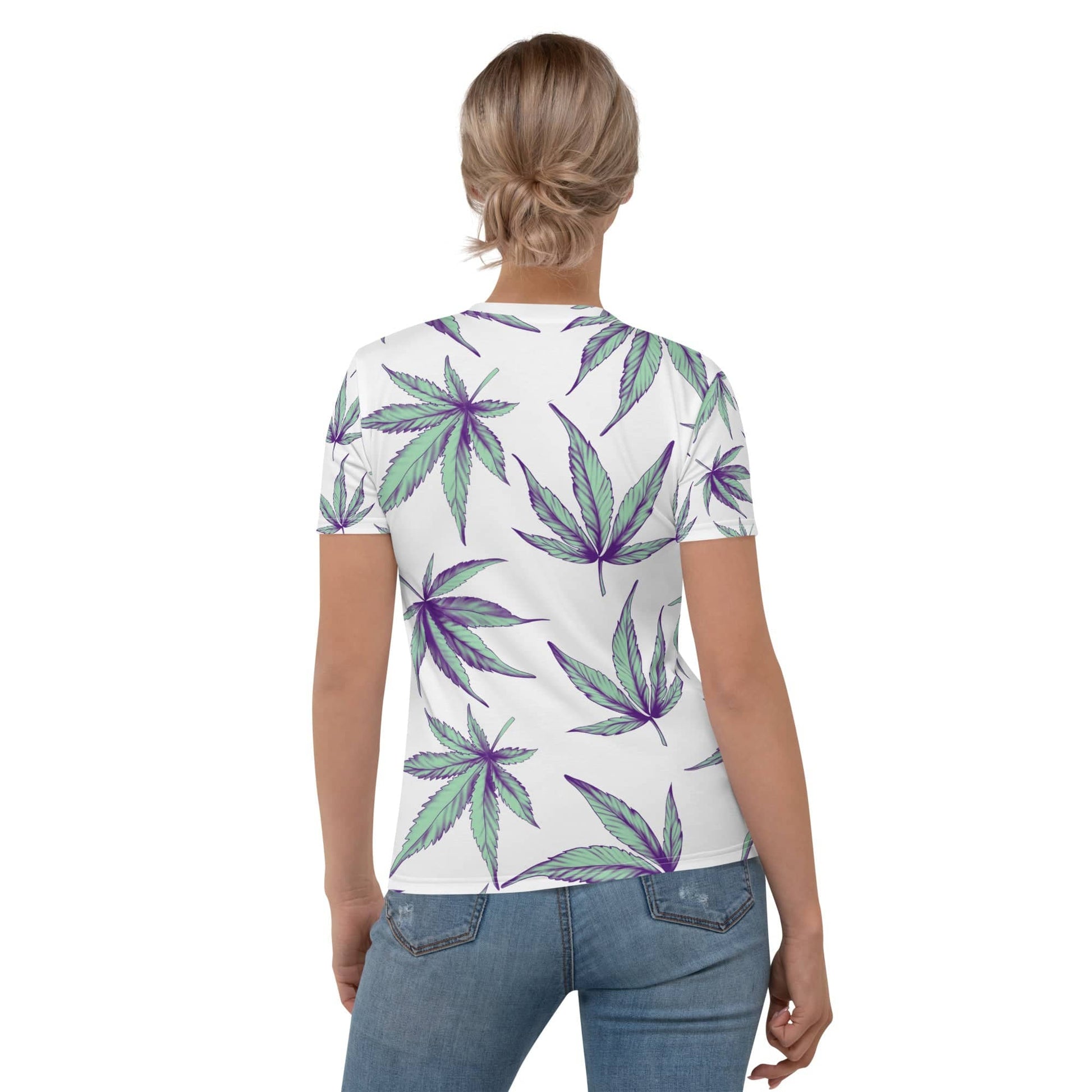 Women's Cannabis Minty Leaf T-shirt - The Cannabis Community